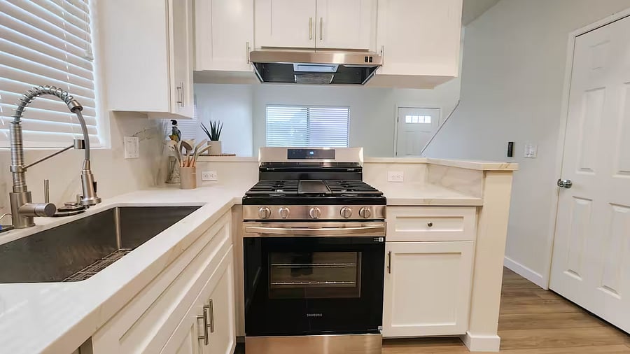 Furnished Finder property 812495_1 photo 13