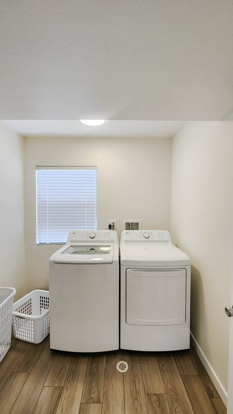 Furnished Finder property 812495_1 photo 42