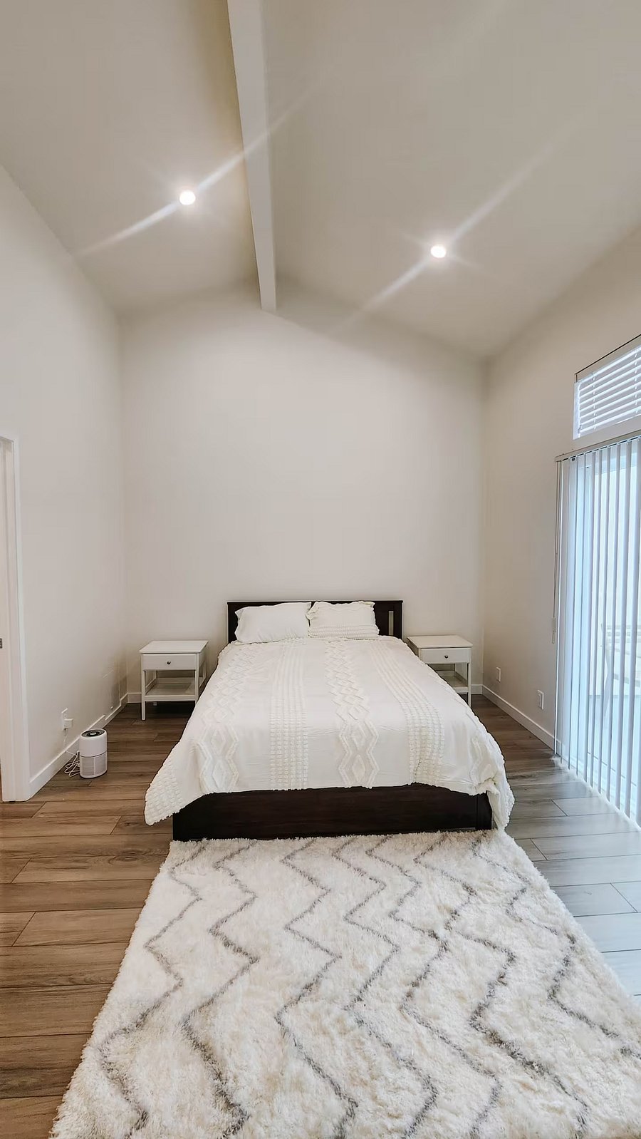 Furnished Finder property 812495_1 photo 20