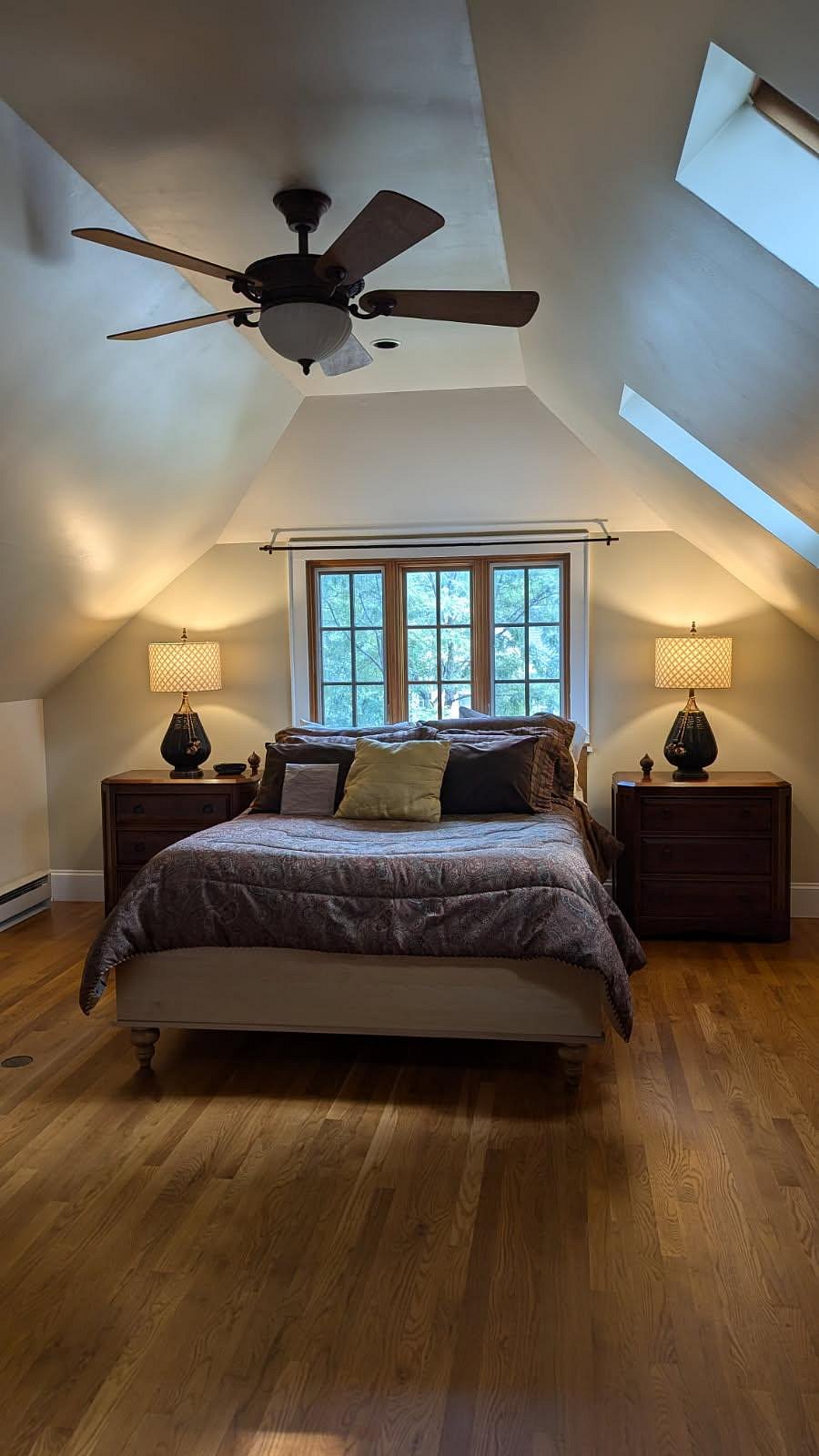Upper level primary bedroom