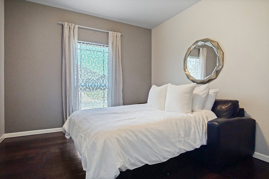 Furnished Finder property 812512_1 photo 25
