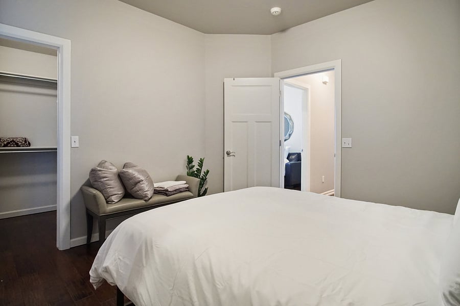 Furnished Finder property 812512_1 photo 28