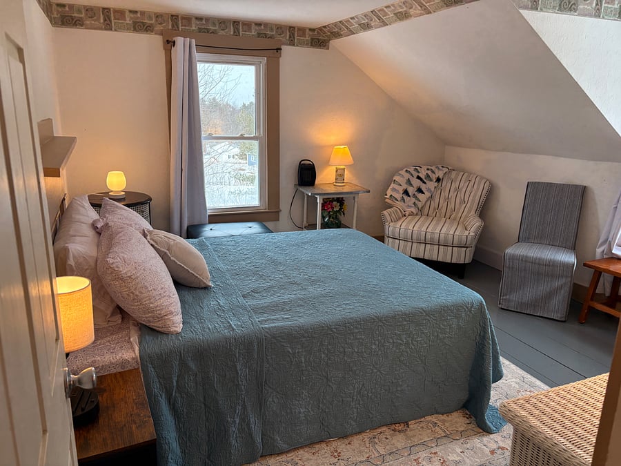 Valhalla Queen Bedroom 