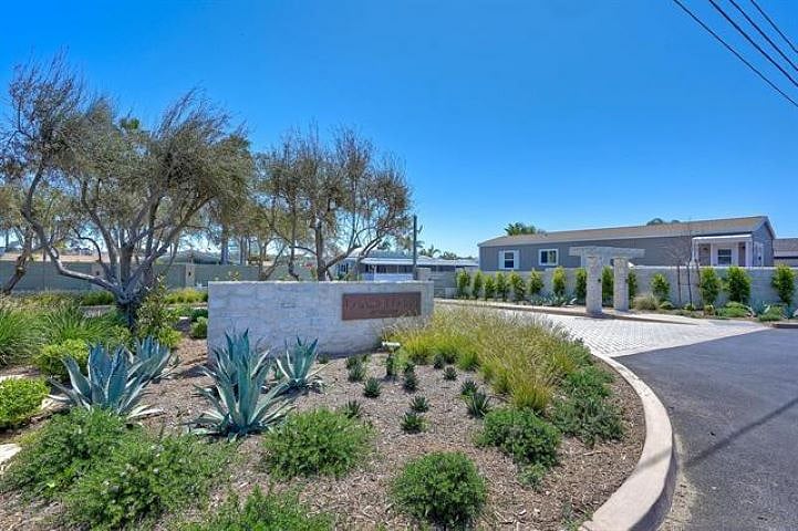 Furnished Finder property 812568_1 photo 15