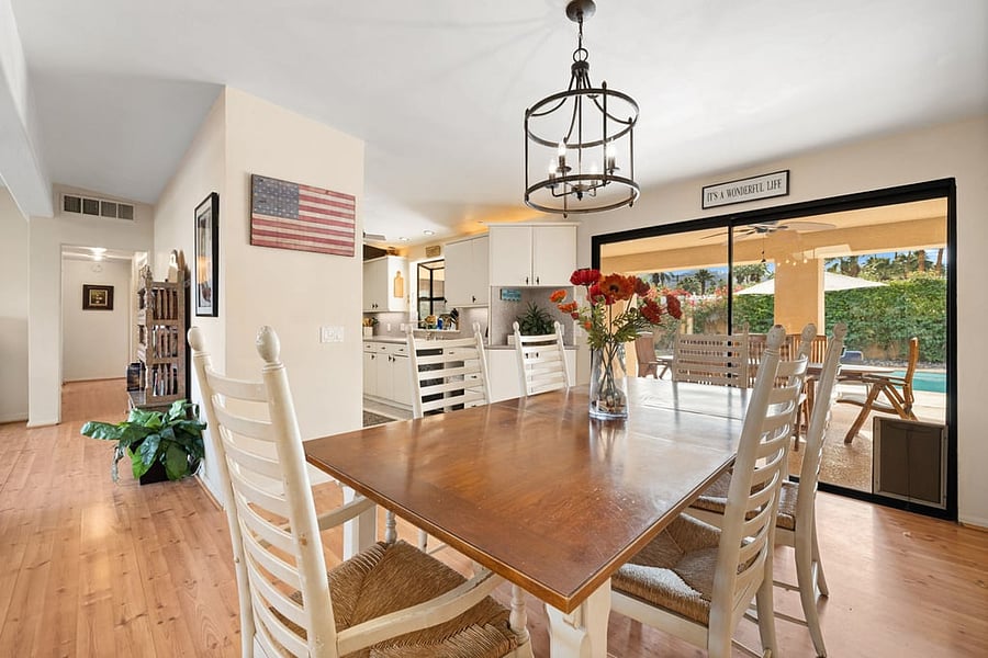 Furnished Finder property 812584_1 photo 17