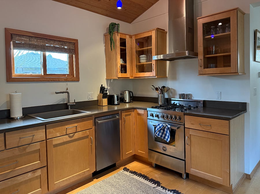 Furnished Finder property 812615_1 photo 6