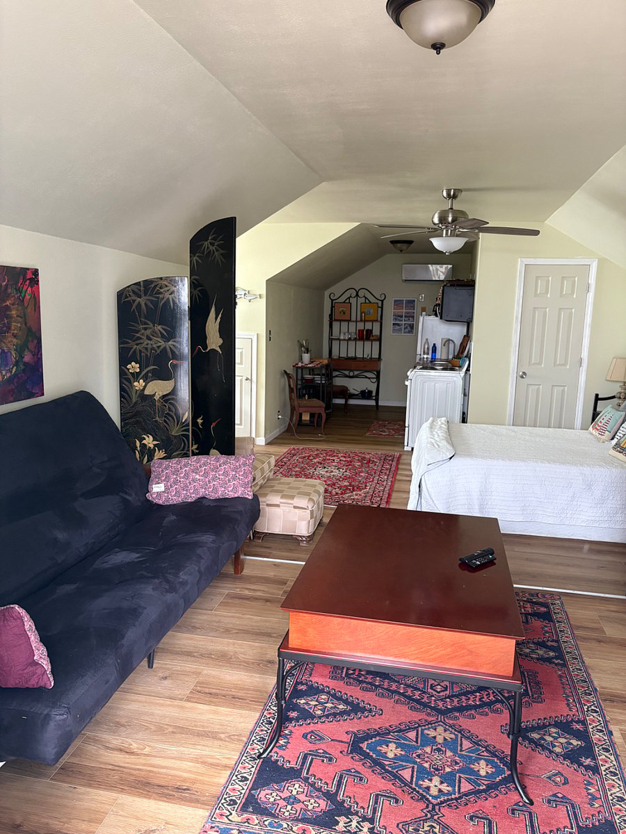Furnished Finder property 812623_2 photo 16