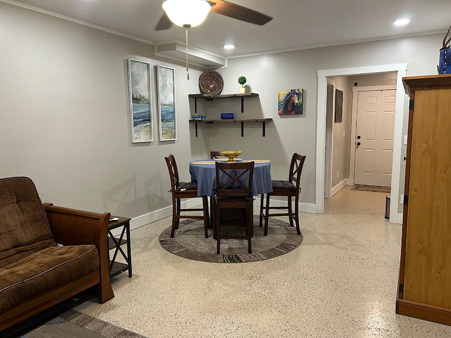 Furnished Finder property 812627_2 photo 3