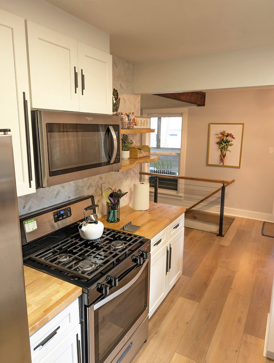 Furnished Finder property 812640_1 photo 41