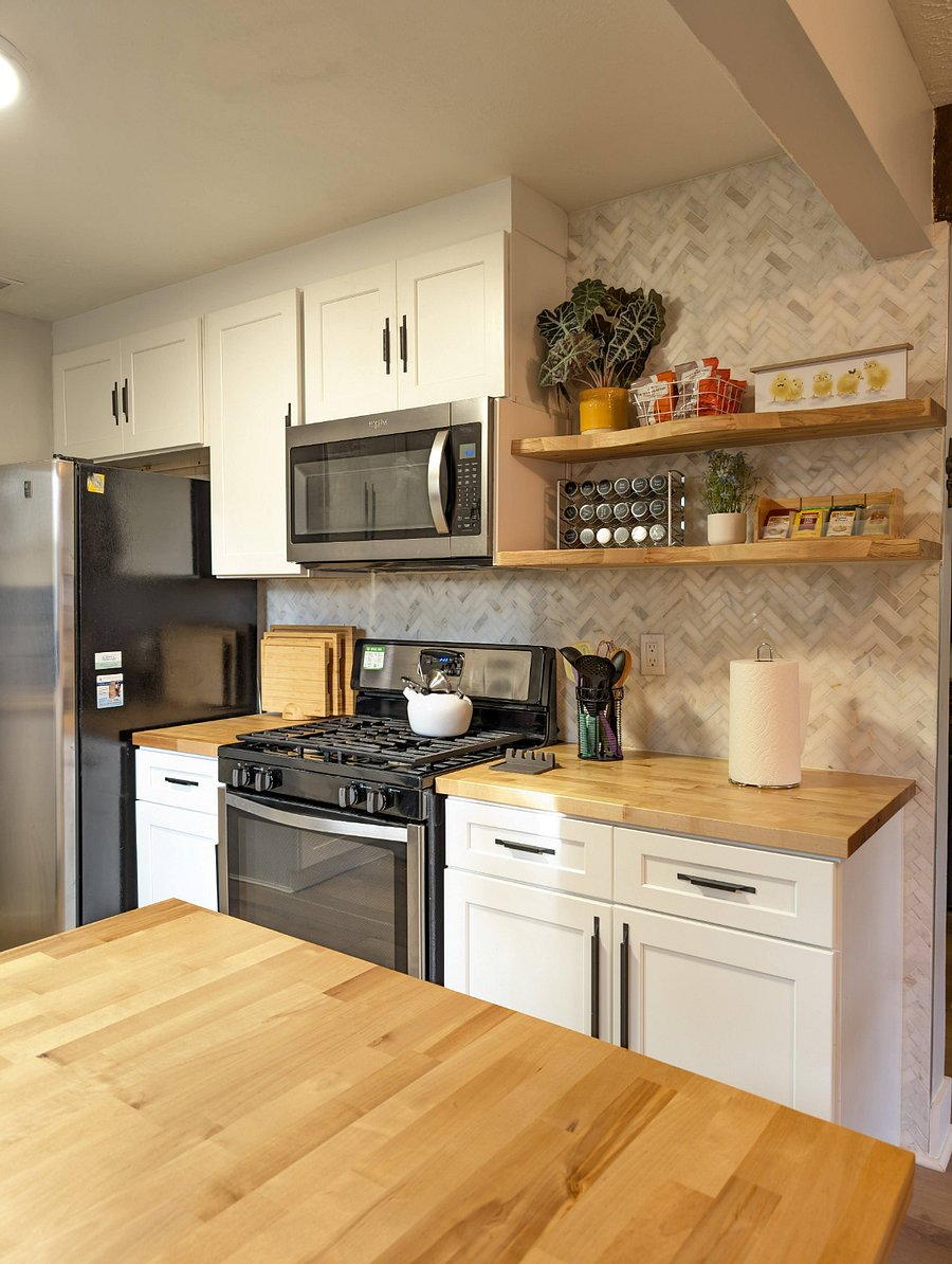 Furnished Finder property 812640_1 photo 42