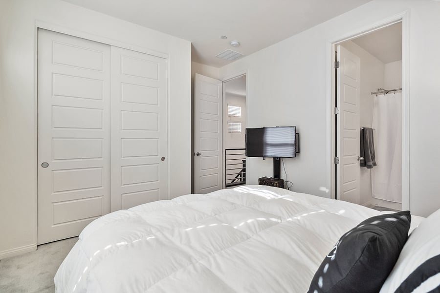 Furnished Finder property 812653_1 photo 11
