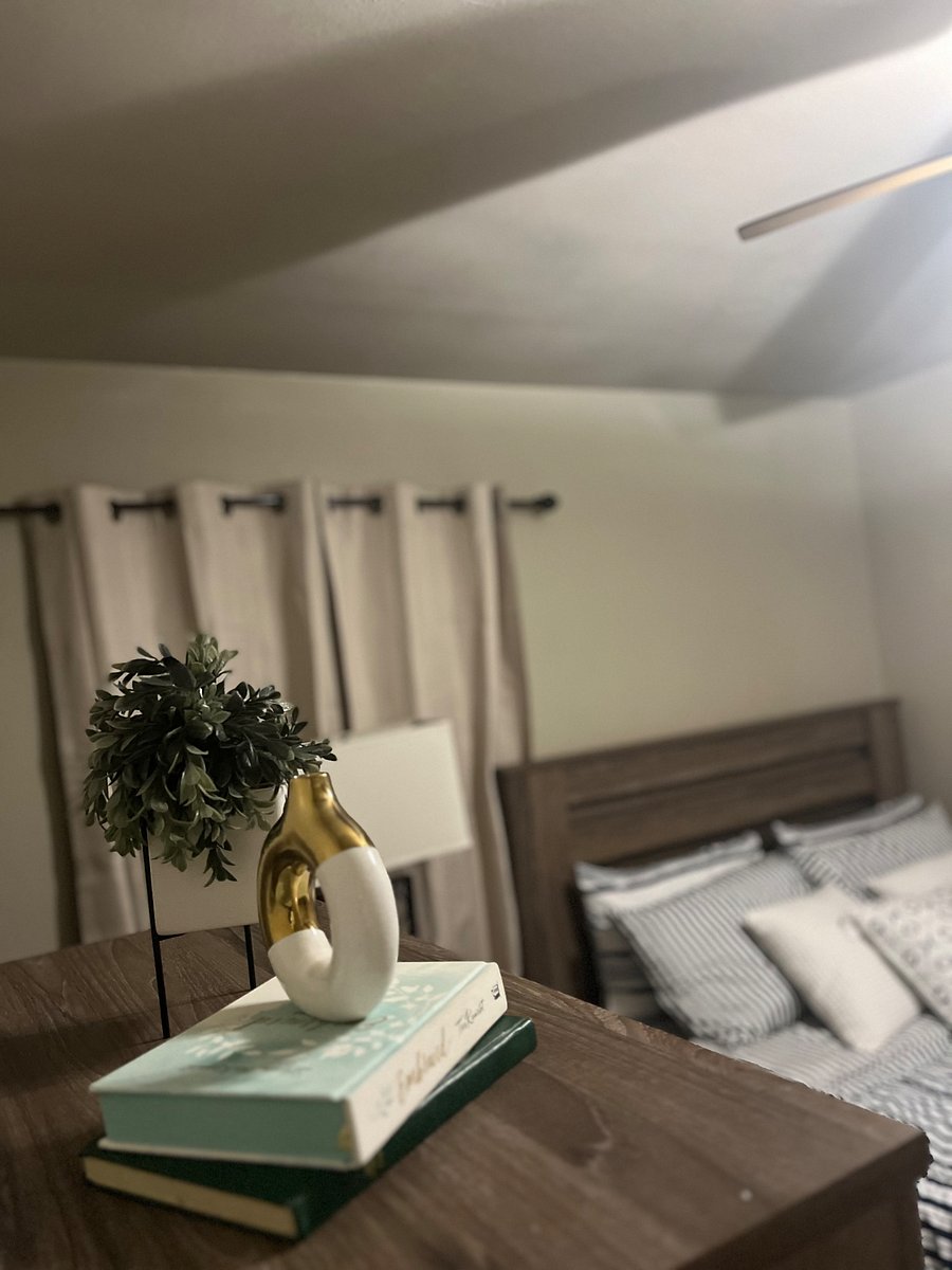 Furnished Finder property 812654_1 photo 17