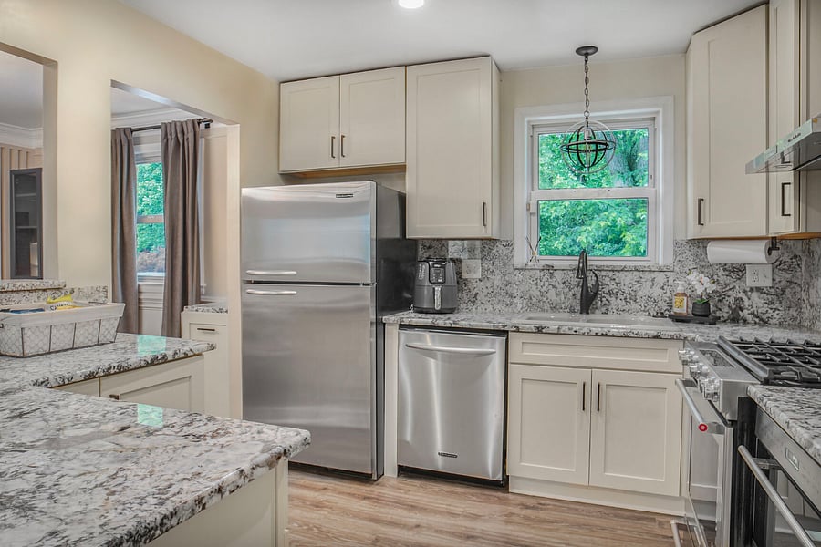 Furnished Finder property 812706_1 photo 7