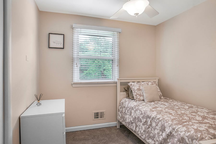 Furnished Finder property 812706_1 photo 13