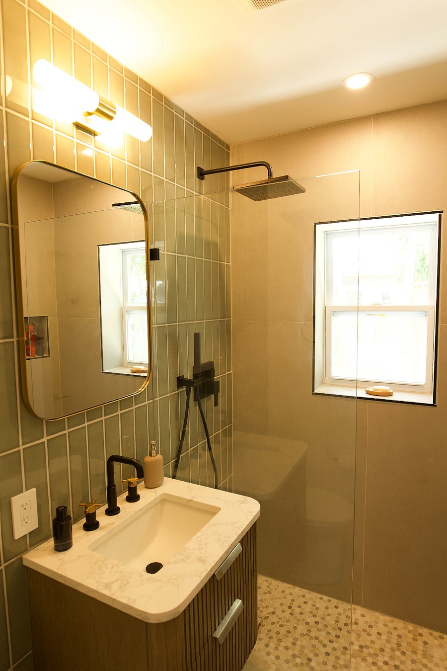 Furnished Finder property 812720_2 photo 4