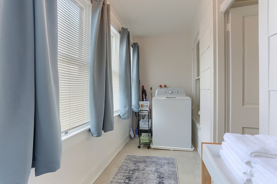 Furnished Finder property 812771_1 photo 21