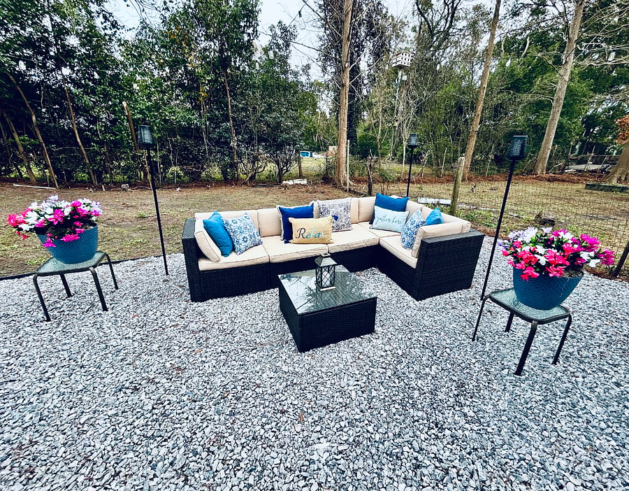 BACK YARD SITTING AREA