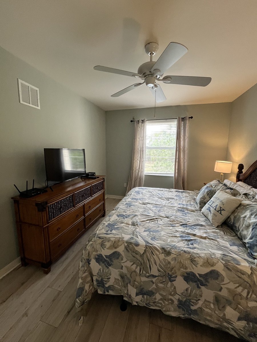 Furnished Finder property 812800_1 photo 17