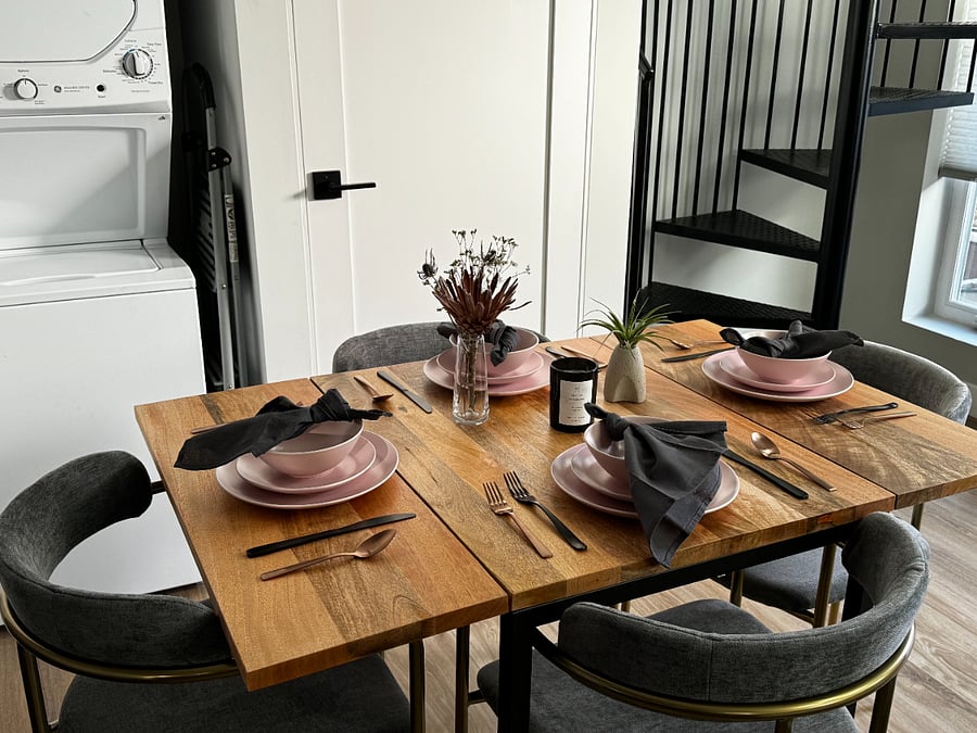 Adjustable Dining Table