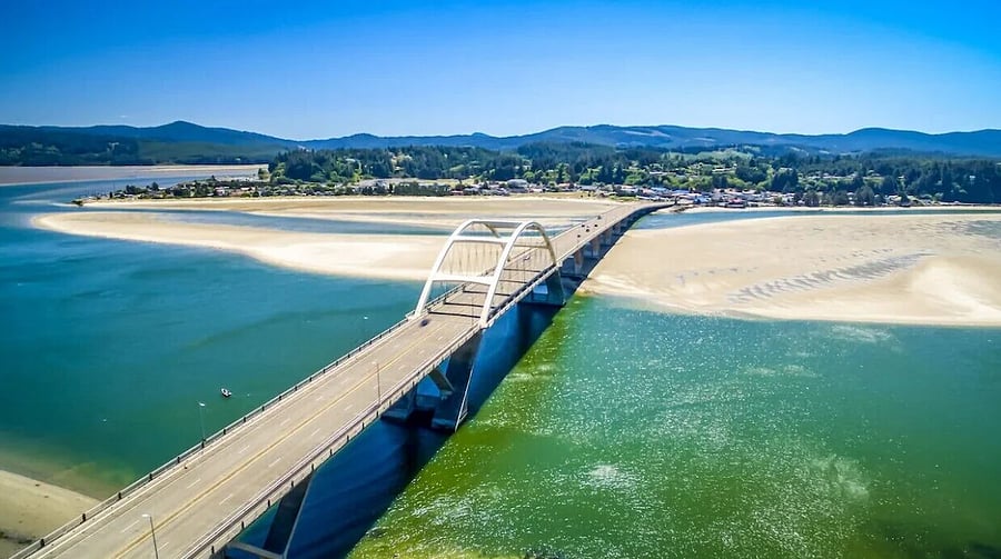 Waldport Bridge, crosses over the Alsea.