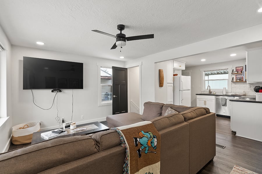 Furnished Finder property 812977_1 photo 3