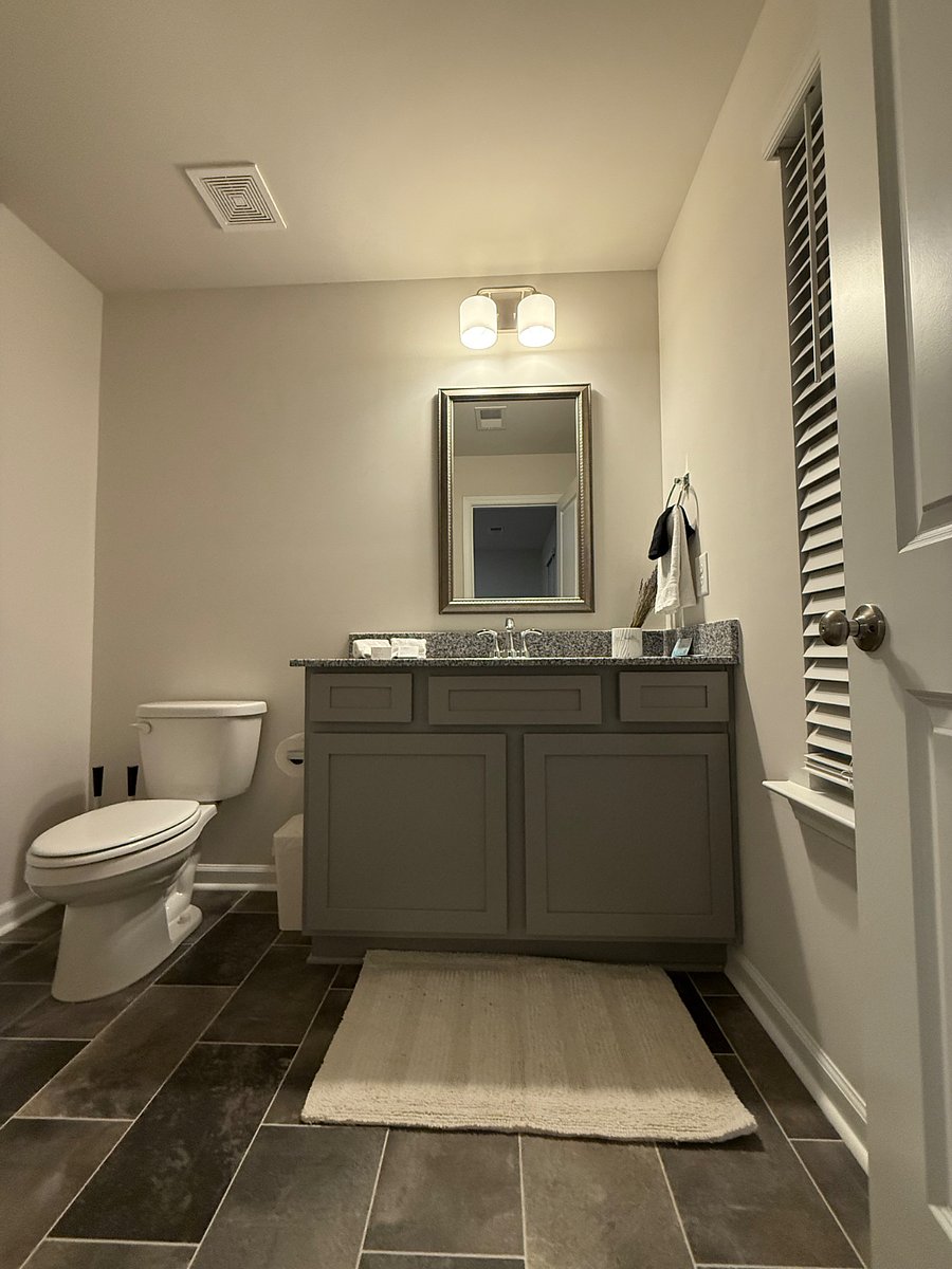 Furnished Finder property 812979_1 photo 17