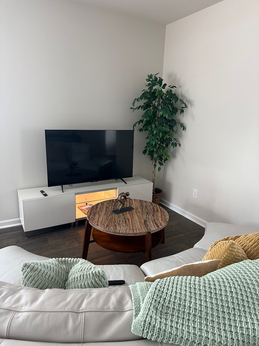 Furnished Finder property 812979_1 photo 3