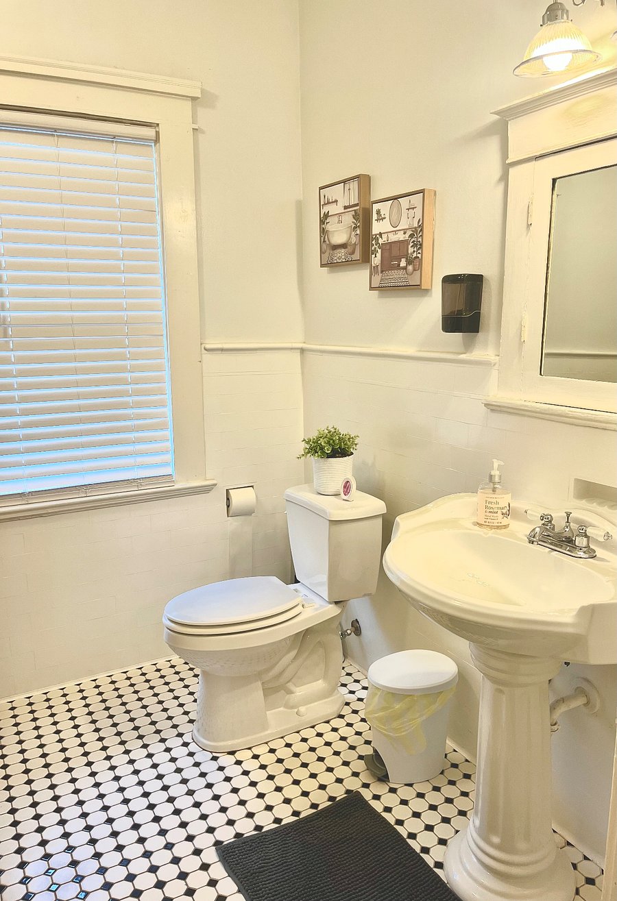 Furnished Finder property 812982_3 photo 12