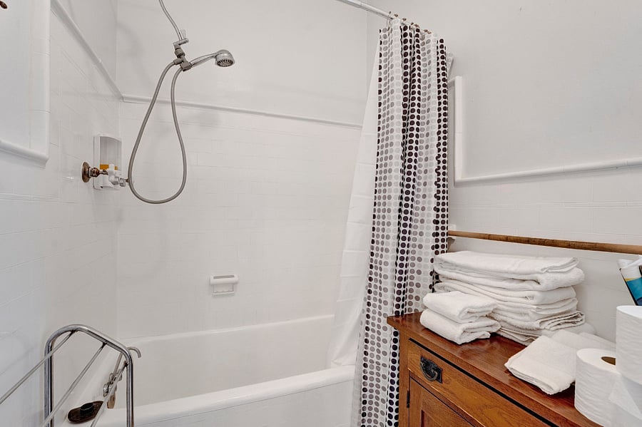 Furnished Finder property 812982_3 photo 13