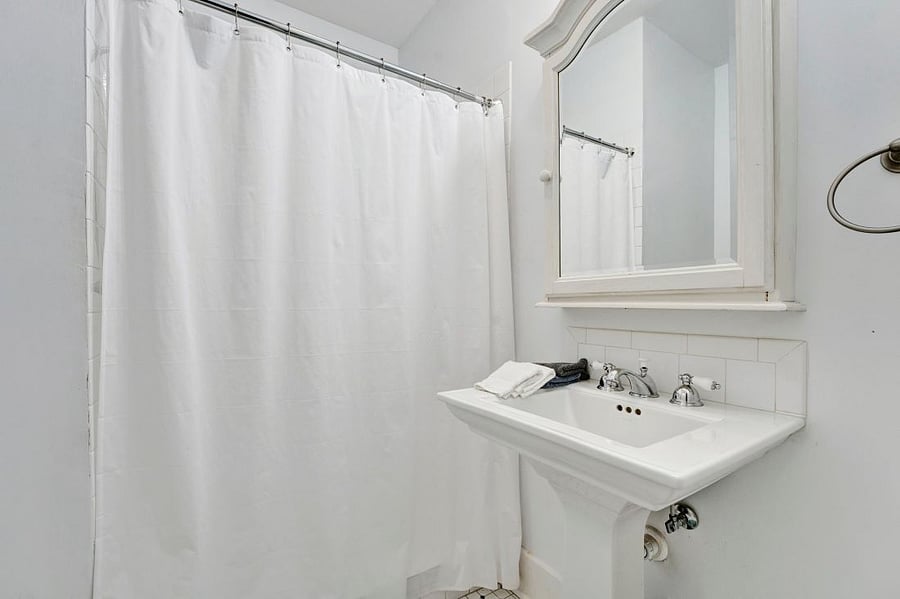 Furnished Finder property 812982_4 photo 6