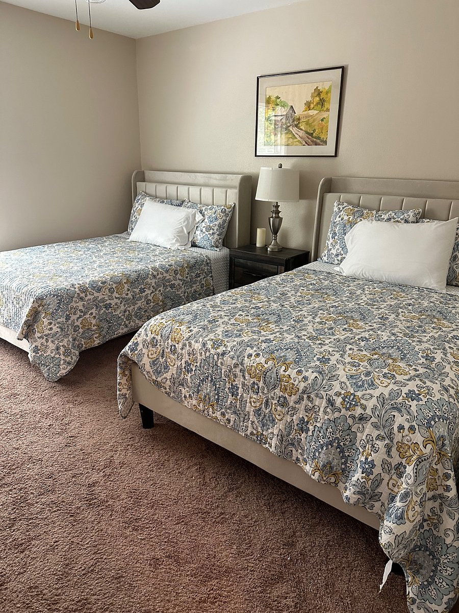 3rd Bedroom
2 Full sized beds
