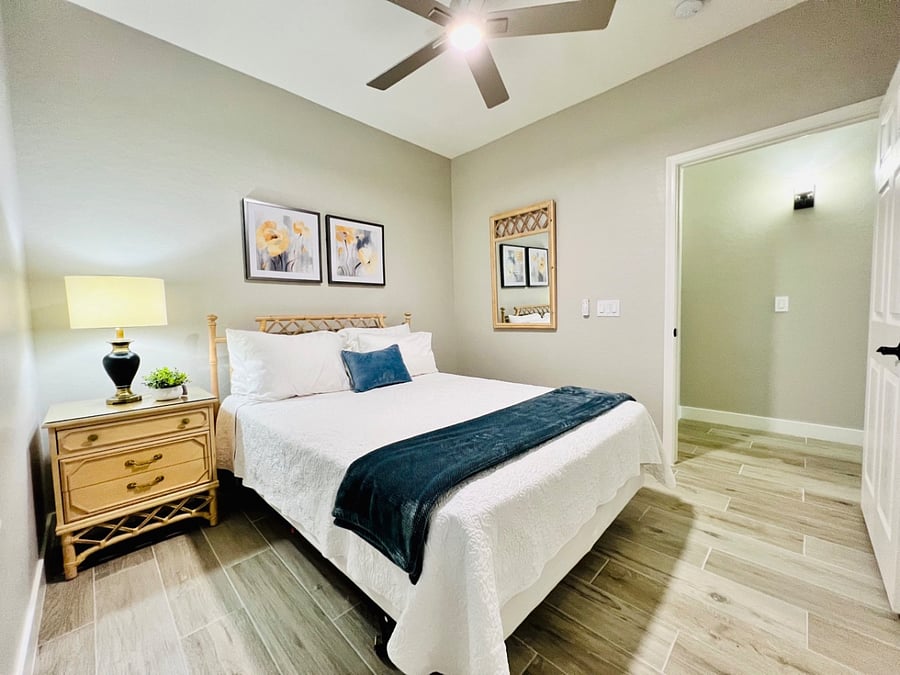 Furnished Finder property 813081_1 photo 20
