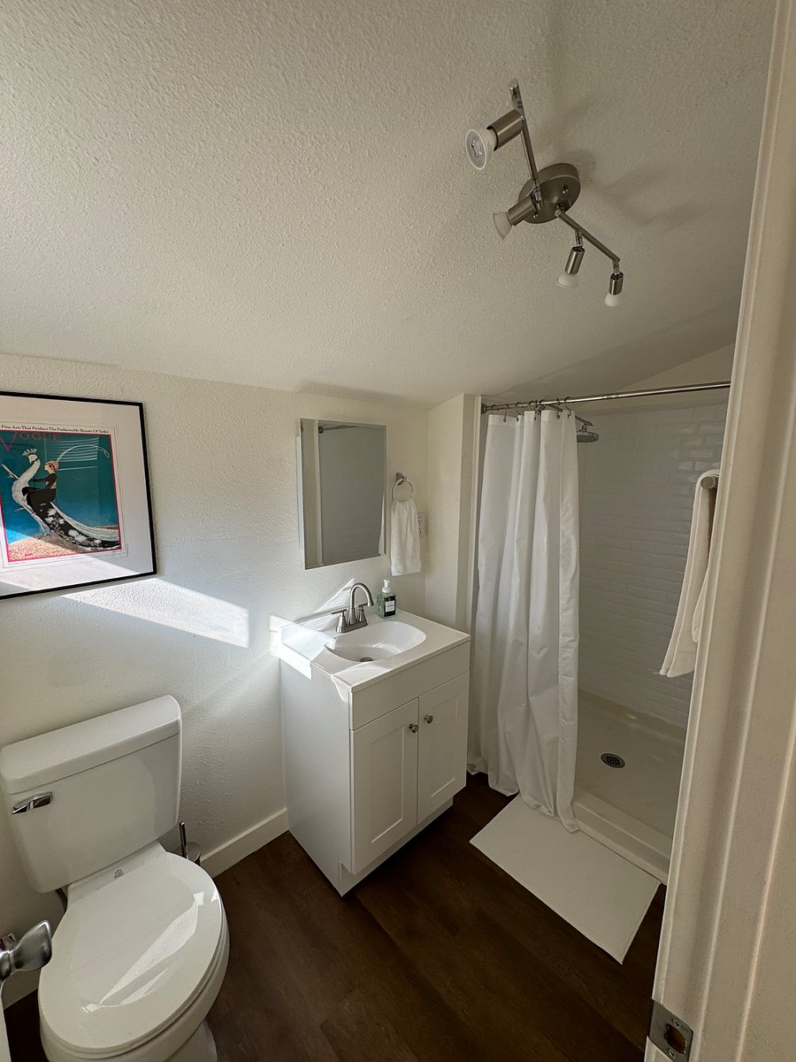 Furnished Finder property 813161_1 photo 9