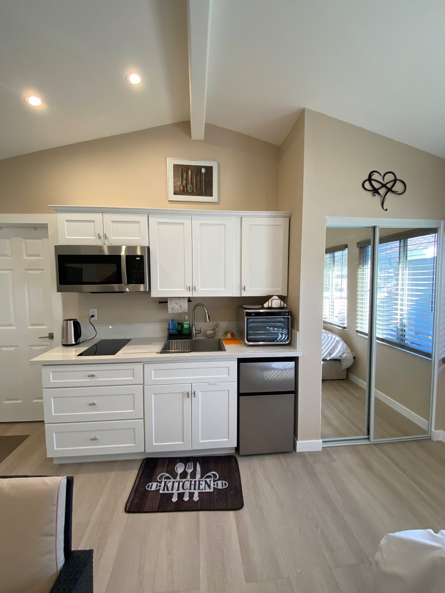 Furnished Finder property 813167_1 photo 3