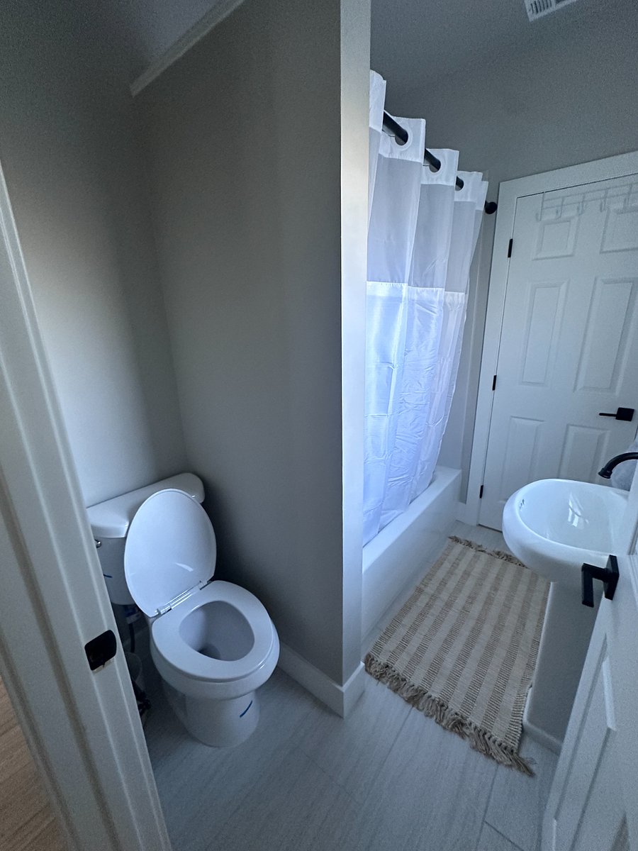 Furnished Finder property 813179_1 photo 25