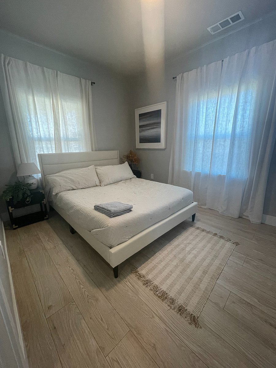 Furnished Finder property 813179_1 photo 20