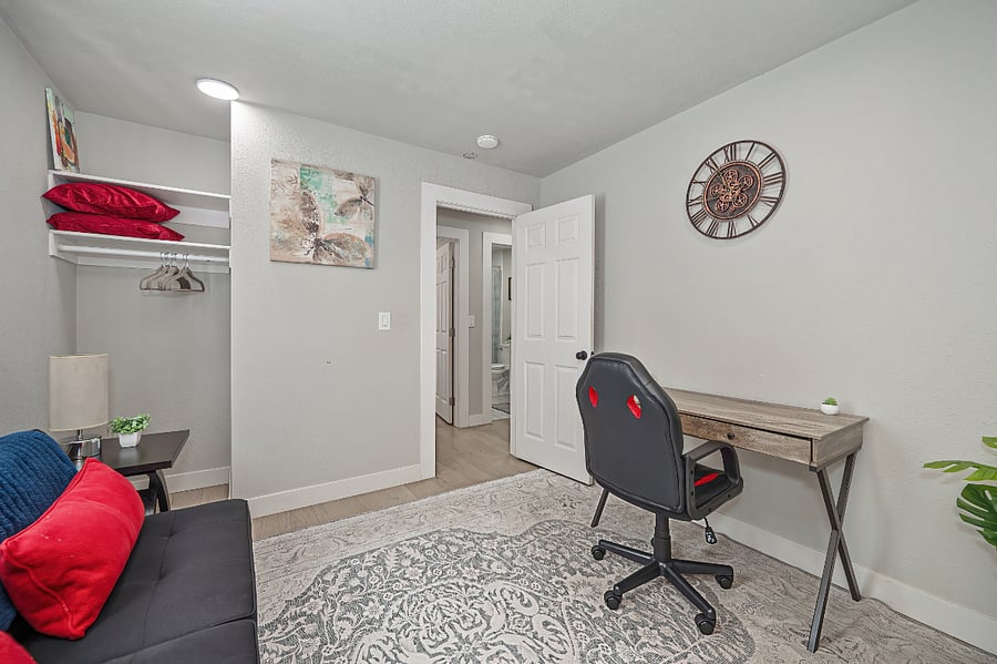 Furnished Finder property 813179_1 photo 29