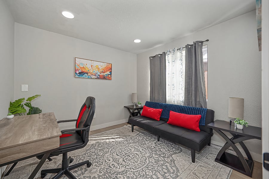 Furnished Finder property 813179_1 photo 30