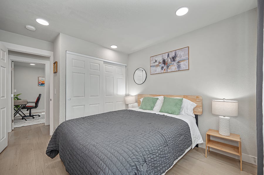 Furnished Finder property 813179_1 photo 31