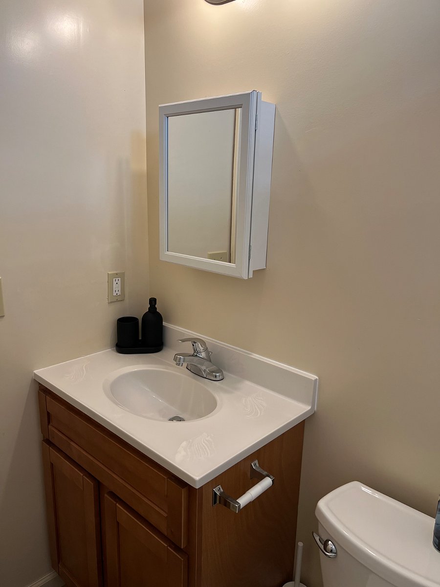 Furnished Finder property 813200_1 photo 8