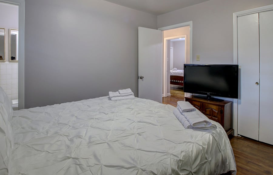 Furnished Finder property 813239_1 photo 11