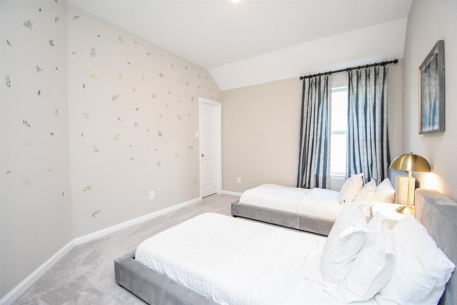 Furnished Finder property 813287_1 photo 12