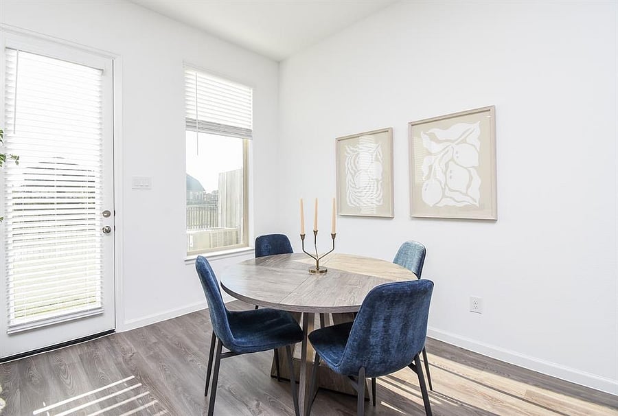 Furnished Finder property 813287_1 photo 22