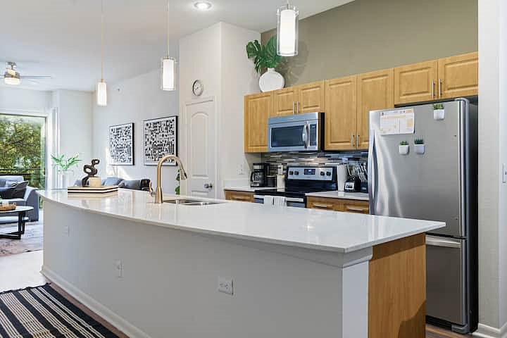 Furnished Finder property 813302_1 photo 3