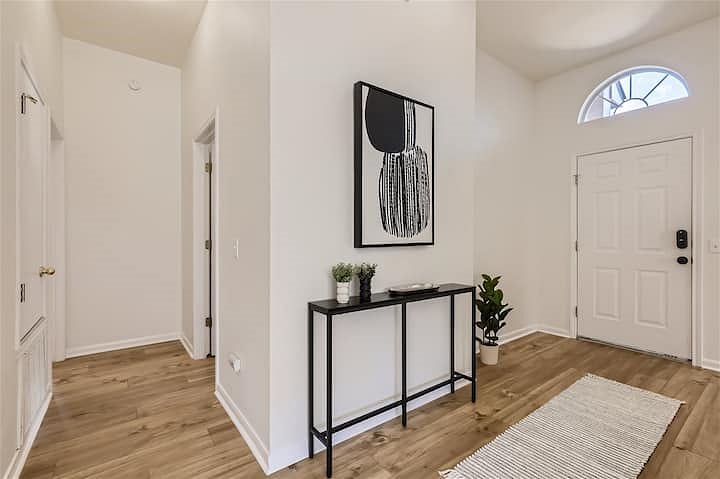 Furnished Finder property 813304_1 photo 21