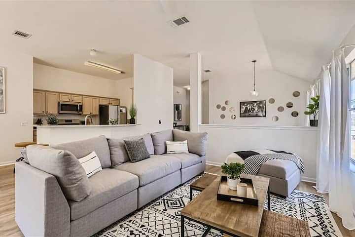 Furnished Finder property 813304_1 photo 3
