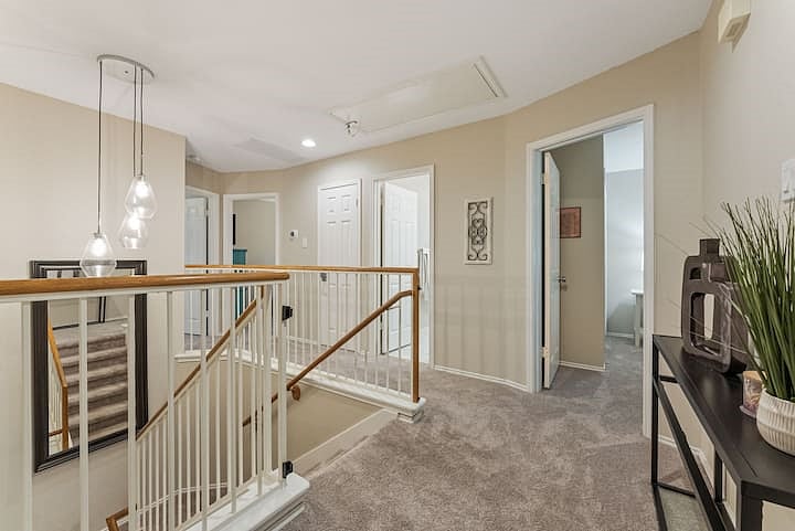 Furnished Finder property 813305_1 photo 13