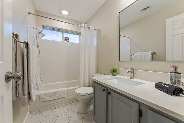 Furnished Finder property 813305_1 photo 20