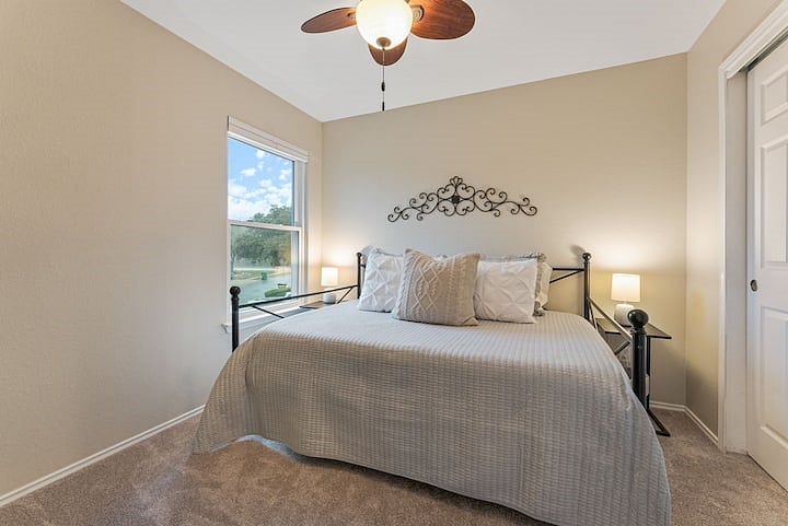 Furnished Finder property 813305_1 photo 27
