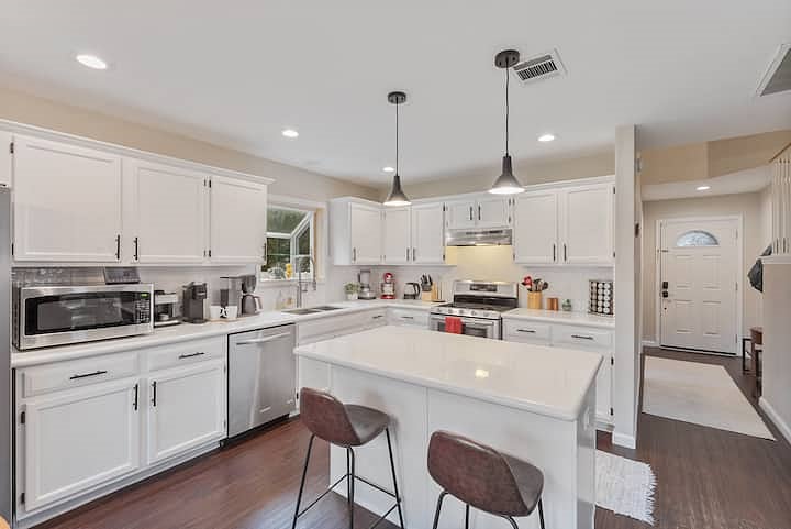 Furnished Finder property 813305_1 photo 9